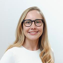 headshot of Christine Weaver